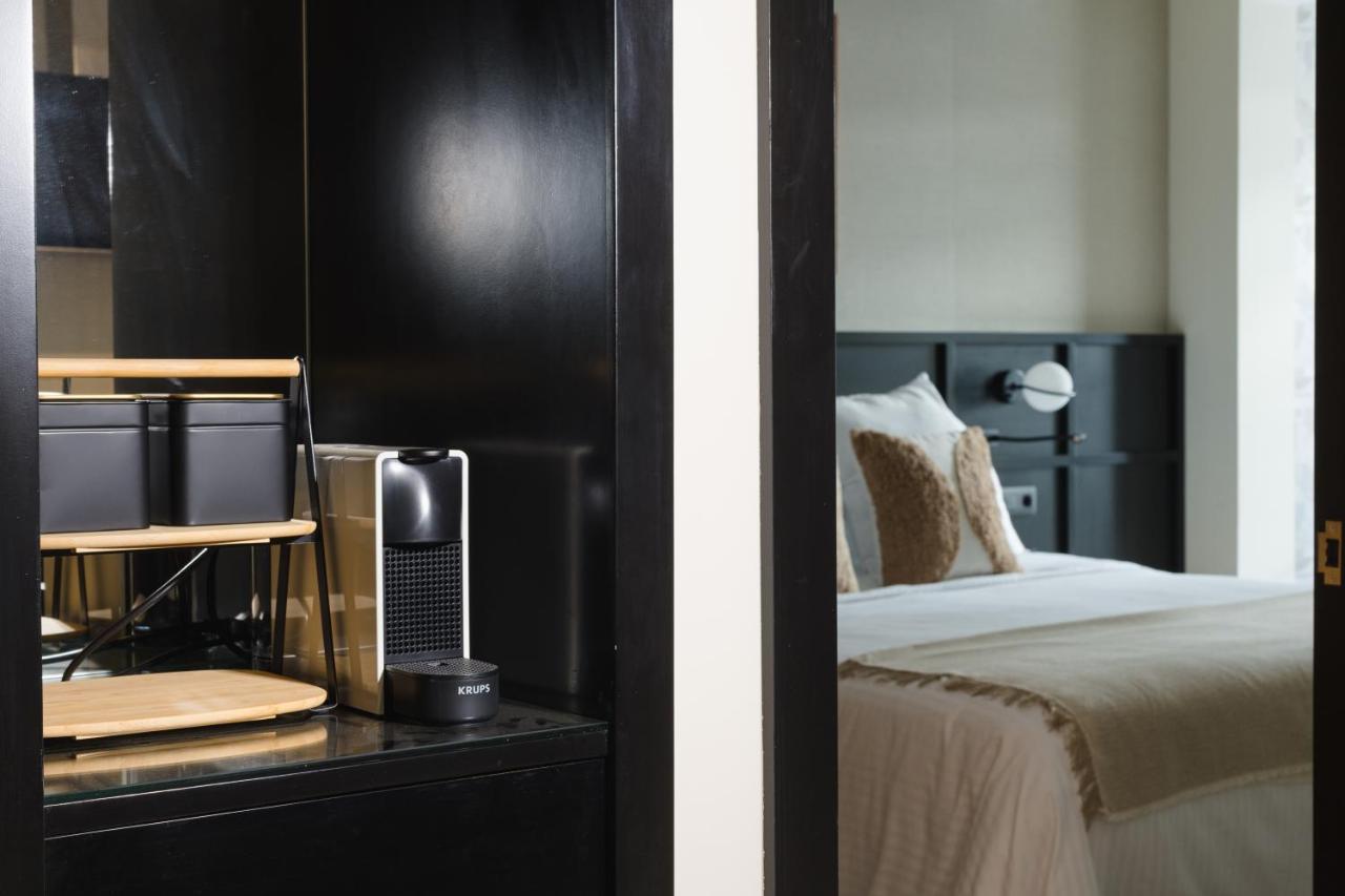Blue Marina Suites - Boutique Apartments 아리시페 외부 사진