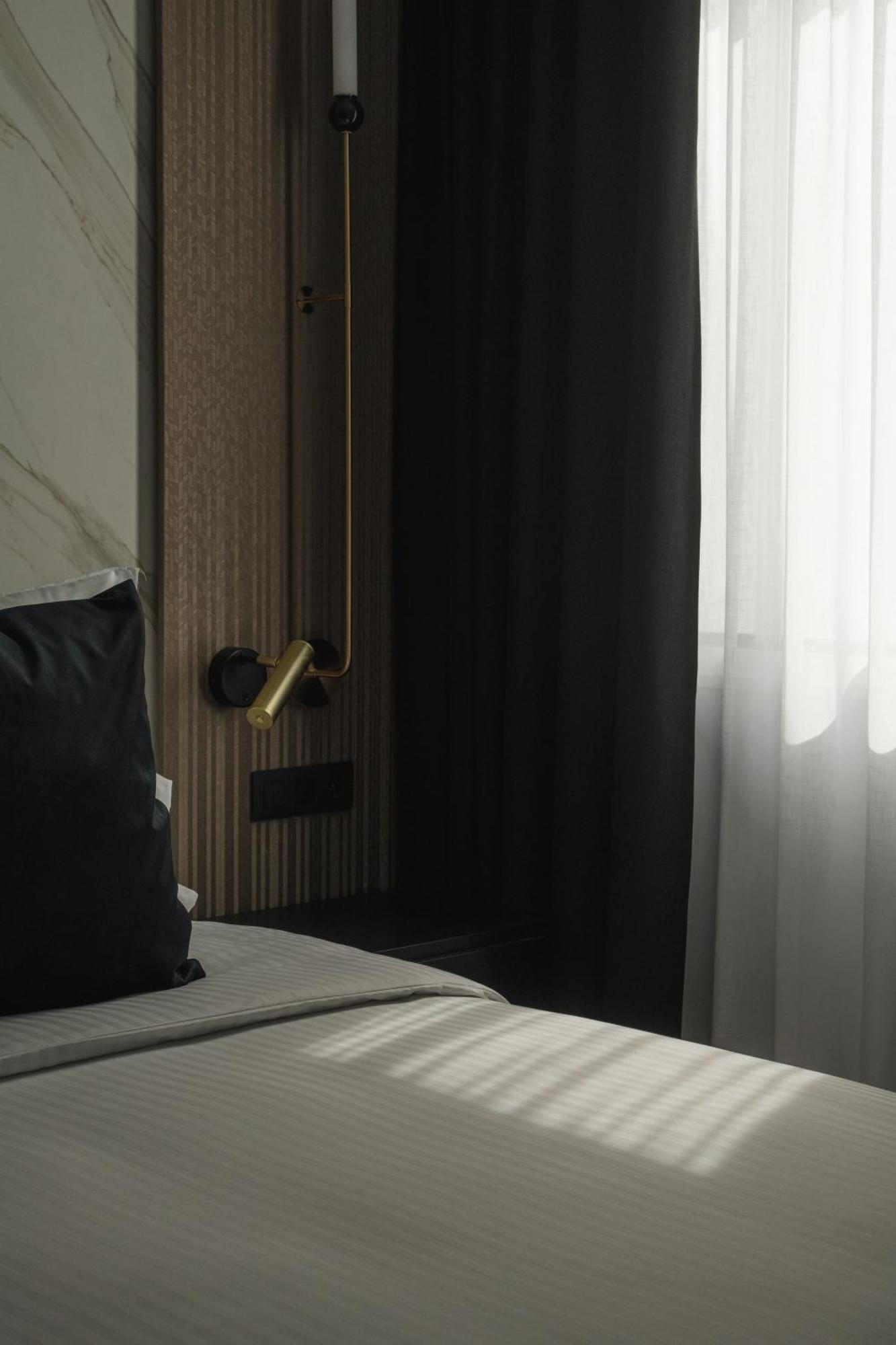 Blue Marina Suites - Boutique Apartments 아리시페 외부 사진